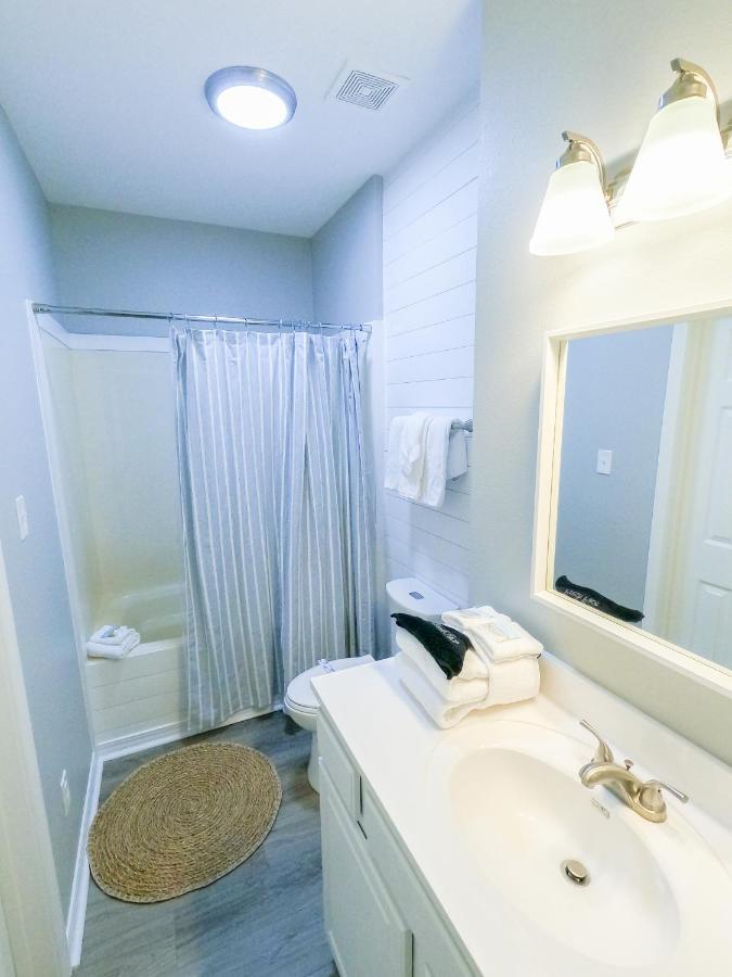 Duplex Allows For One Or Both Sides To Be Rented! Suitable For Small Or Large Families! 海湾海岸 外观 照片
